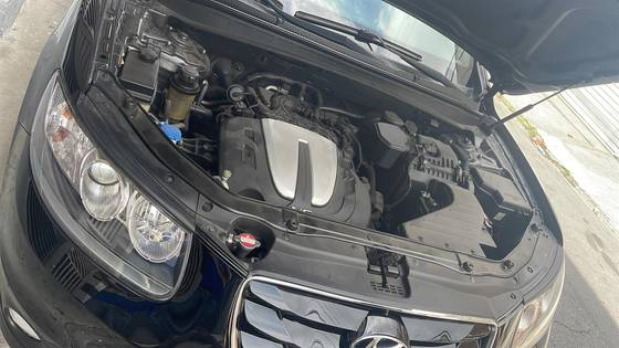 HYUNDAI SANTA FÉ 3.5 MPFI GLS 7 LUGARES V6 24V 285CV GASOLINA 4P AUTOMÁTICO HYUNDAI SANTA FÉ 3.5 MPFI GLS 7 LUGARES V6 24V 285CV GASOLINA 4P AUTOMÁTICO